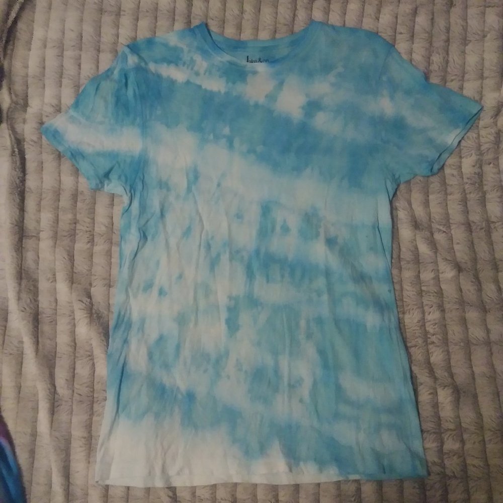 Tie dye t-shirt size M